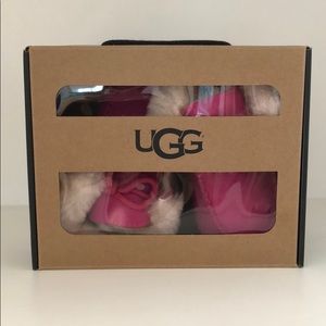 NIB Toddler Girls Ugg Boots size 5